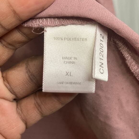 New York & Company Size Extra Large Pink Textured polka Dot Long Sleeved Blouse - Picture 7 of 9